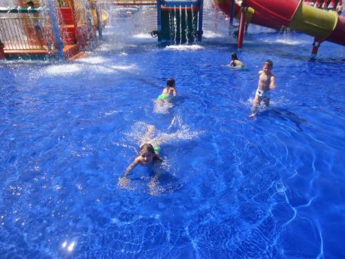 998749 170248296487306 441079953 n